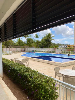 Apartamento 3/4 em condominio com piscina.